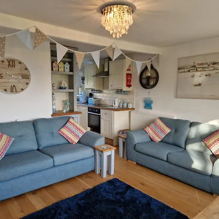 Caldon Holiday Chalet Sleeps 4 In Dartmouth Wifi Electric Inc Pet Friendly Exterior photo