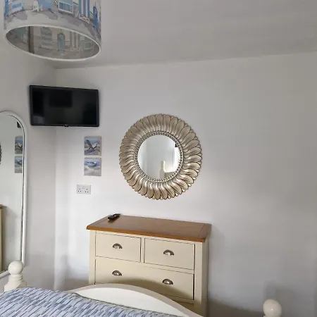 Caldon Holiday Chalet Sleeps 4 In Dartmouth Wifi Electric Inc Pet Friendly Exterior photo