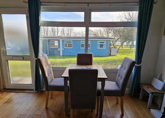 Caldon Holiday Chalet Sleeps 4 In Dartmouth Wifi Electric Inc Pet Friendly