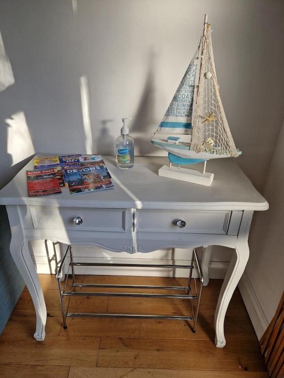 Caldon Sleeps 4 In Wifi Electric Inc Pet Friendly Apartment *